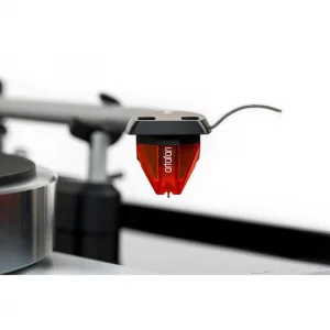 Проигрыватель виниловых дисков Thorens TD-1500 High Gloss Black