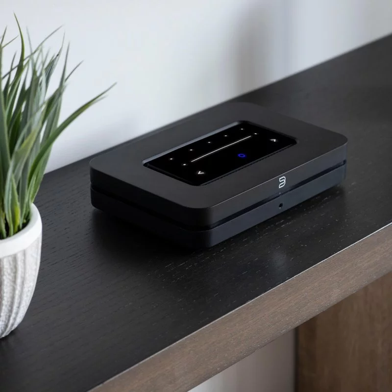 Сетевой аудио проигрыватель Bluesound Node N130 Black