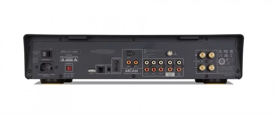 Интегральный усилитель Arcam RADIA A15